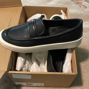 Vince Ghita black leather slip ons